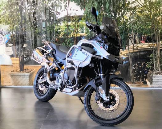 BMW F 900 GS PLUS BMW F 900 GS PLUS